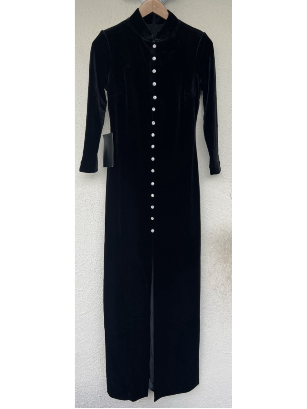 New Tuckernuck Loretta Black Velvet Maxi Dress Button Front Slit Formal Date - Picture 4 of 12